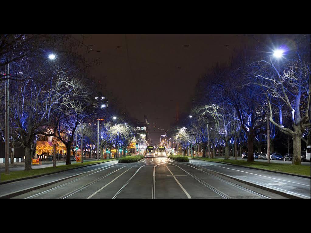 Wyndel Apartments - St Kilda Views Melbourne Bagian luar foto